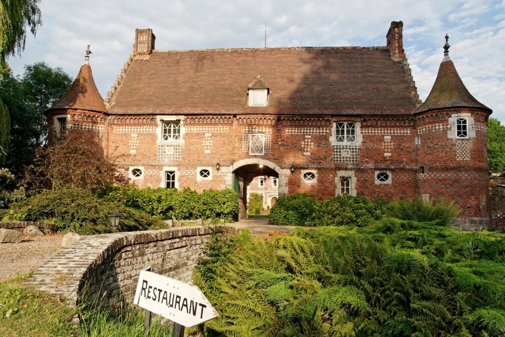 Auberge Du Manoir D'Archelles Bed & Breakfast Arques-la-Bataille Exterior photo